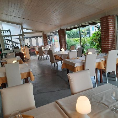 Locanda Della Luna Rossa Calosso 외부 사진